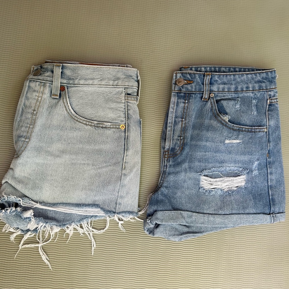 Levi's Two-Tone Blue Jean Shorts